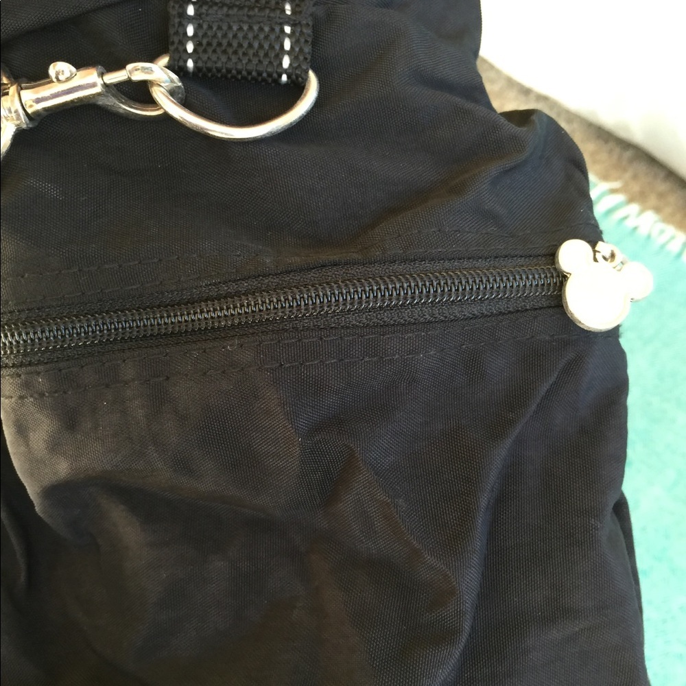 Mickey Mouse Disney Duffle bag - Picture 3 of 4